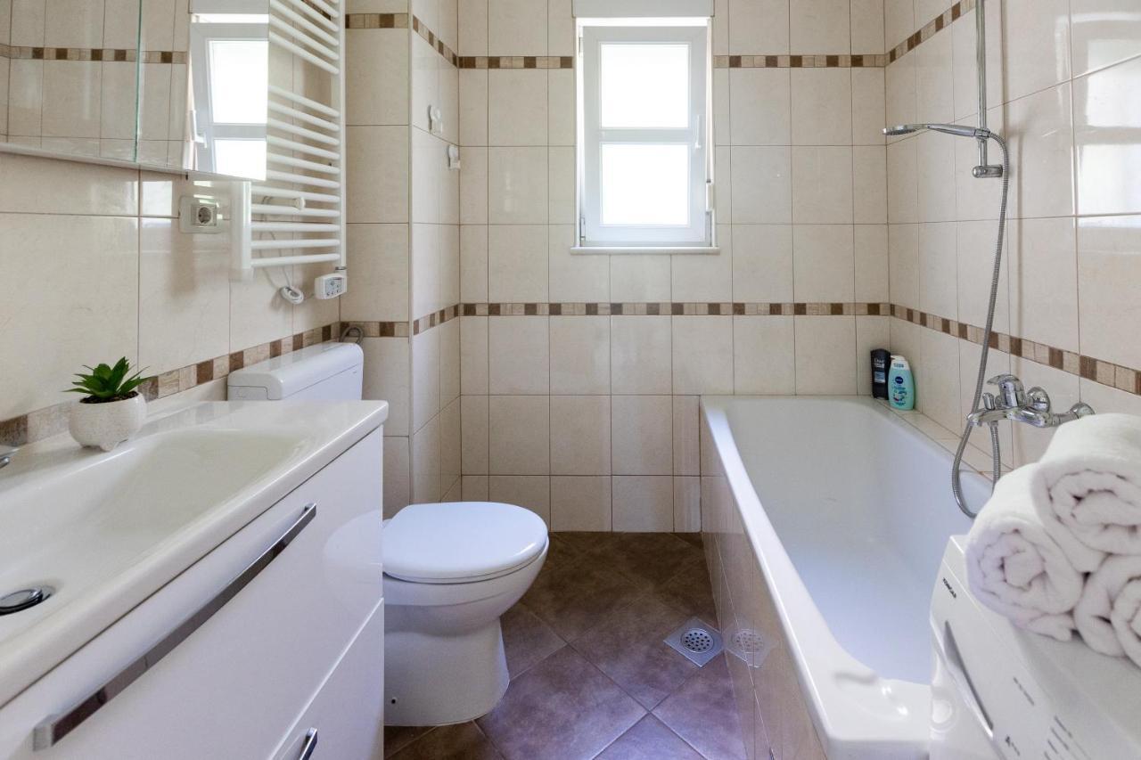 Sunspot Apartment - Beautiful View With Big Garden, Free Parking, Central Dubrovnik Exterior foto